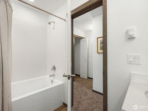 1339 Nolta Loop NE, Bainbridge Island WA 98110