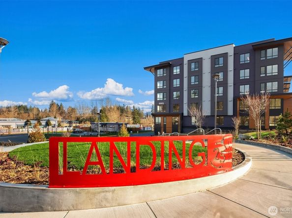 6901 NE 184th Lane 306, Kenmore WA 98028