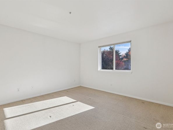 217 112th Street SW D103, Everett WA 98204