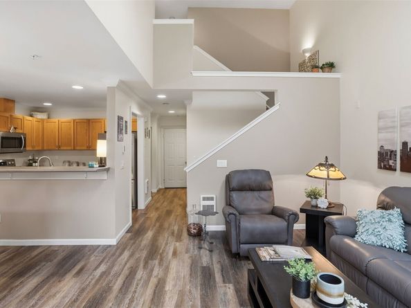 2001 120th Place SE 2105, Everett WA 98208