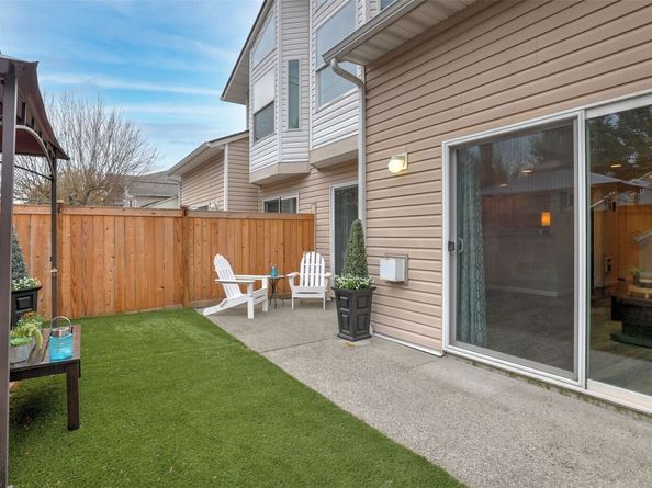 2001 120th Place SE 2105, Everett WA 98208