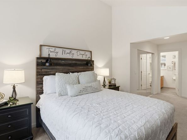 2001 120th Place SE 2105, Everett WA 98208