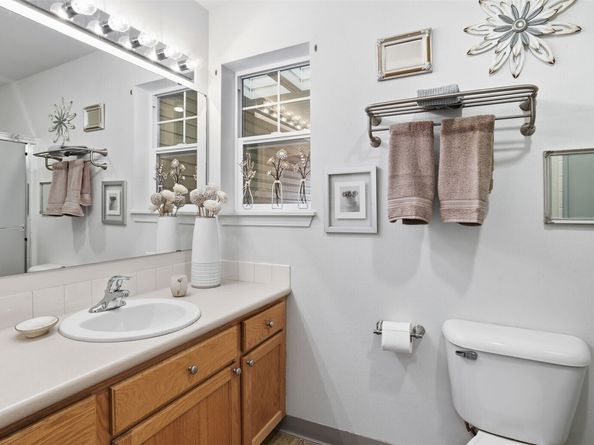 2001 120th Place SE 2105, Everett WA 98208