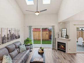 2001 120th Place SE 2105, Everett WA 98208