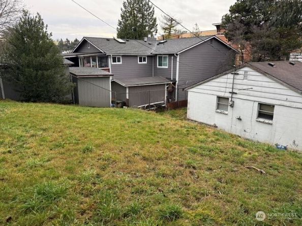 5720 37th Avenue S, Seattle WA 98118