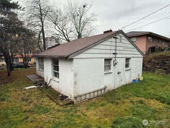 5720 37th Avenue S, Seattle WA 98118