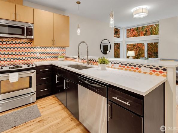 7721 15th Avenue NW A, Seattle WA 98117