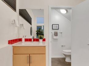 7721 15th Avenue NW A, Seattle WA 98117