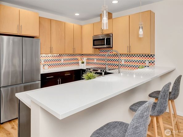 7721 15th Avenue NW A, Seattle WA 98117