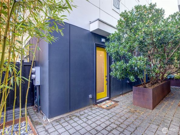 7721 15th Avenue NW A, Seattle WA 98117