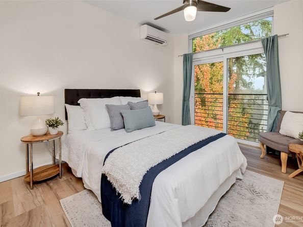 7721 15th Avenue NW A, Seattle WA 98117