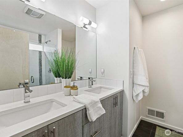 3053 62nd Avenue SW, Seattle WA 98116