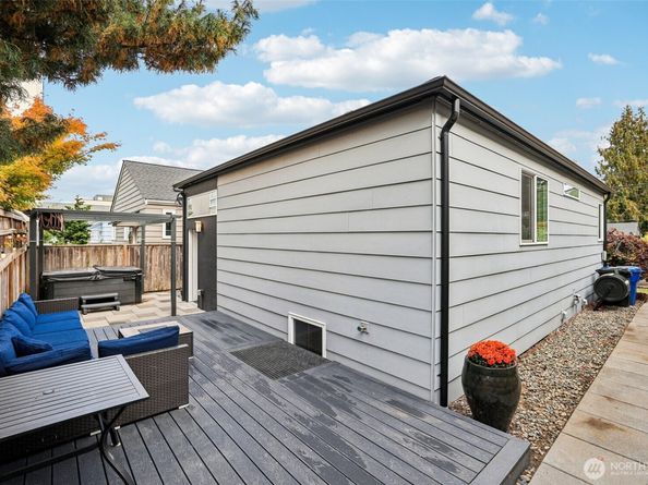 3053 62nd Avenue SW, Seattle WA 98116