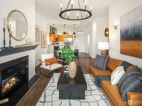 521 7th Avenue 403, Kirkland WA 98033