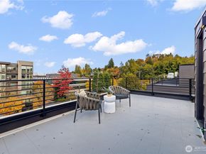 4107 25th Avenue SW, Seattle WA 98106