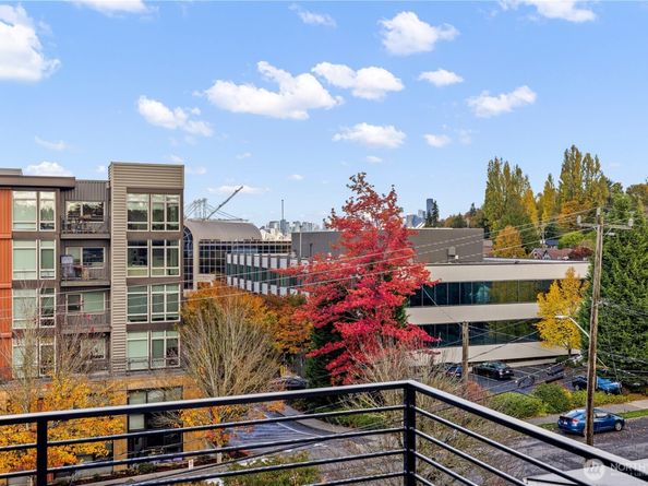 4107 25th Avenue SW, Seattle WA 98106