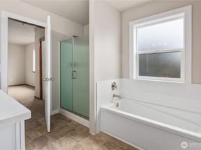 9348 11th Street NE, Lake Stevens WA 98258