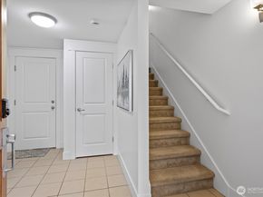 6015 Lanham Place SW, Seattle WA 98126