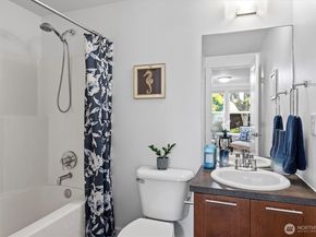 6015 Lanham Place SW, Seattle WA 98126