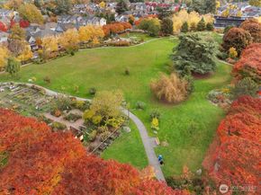 6015 Lanham Place SW, Seattle WA 98126