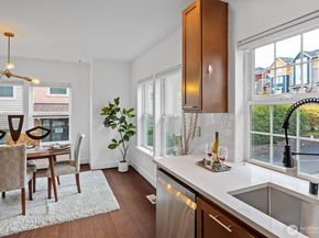 6015 Lanham Place SW, Seattle WA 98126