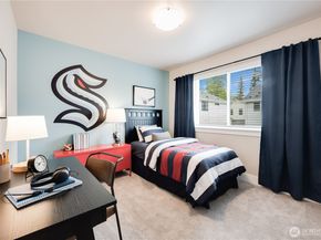 18429 Meridian Avenue SE CR 25, Bothell WA 98012