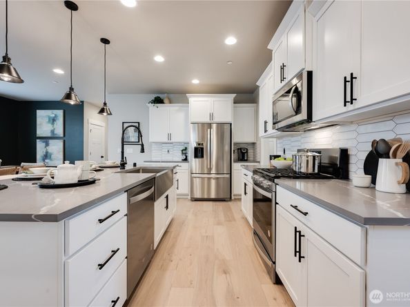 18429 Meridian Avenue SE CR 25, Bothell WA 98012