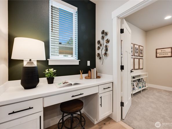 18429 Meridian Avenue SE CR 25, Bothell WA 98012