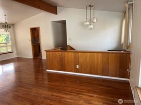 15237 NE 3rd Street, Bellevue WA 98007