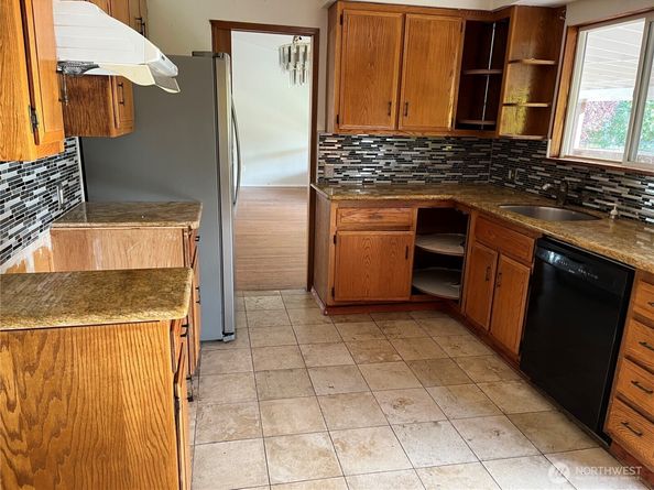 15237 NE 3rd Street, Bellevue WA 98007