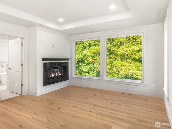 21041 SE 80th Street, Issaquah WA 98027