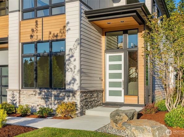 21041 SE 80th Street, Issaquah WA 98027