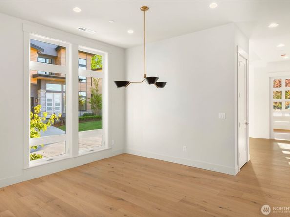 21041 SE 80th Street, Issaquah WA 98027