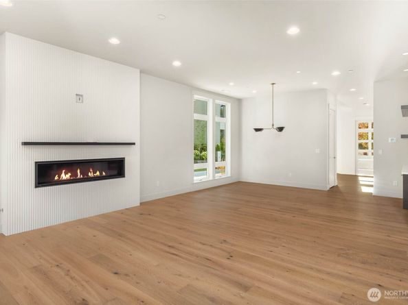 21041 SE 80th Street, Issaquah WA 98027