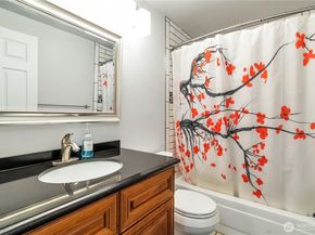 19404 Bothell Way B304, Bothell WA 98011