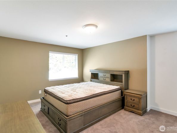 19404 Bothell Way B304, Bothell WA 98011