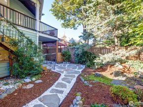 944 21st Avenue, Seattle WA 98122