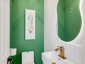 944 21st Avenue, Seattle WA 98122