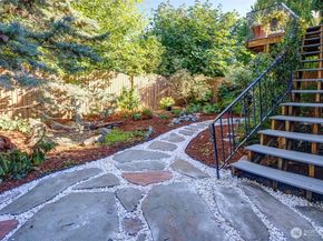 944 21st Avenue, Seattle WA 98122