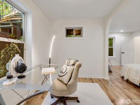 944 21st Avenue, Seattle WA 98122