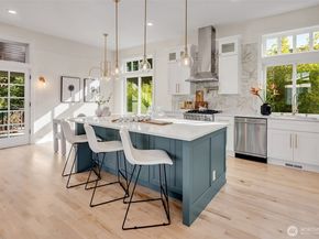 944 21st Avenue, Seattle WA 98122