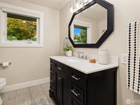1015 1st Street, Kirkland WA 98033