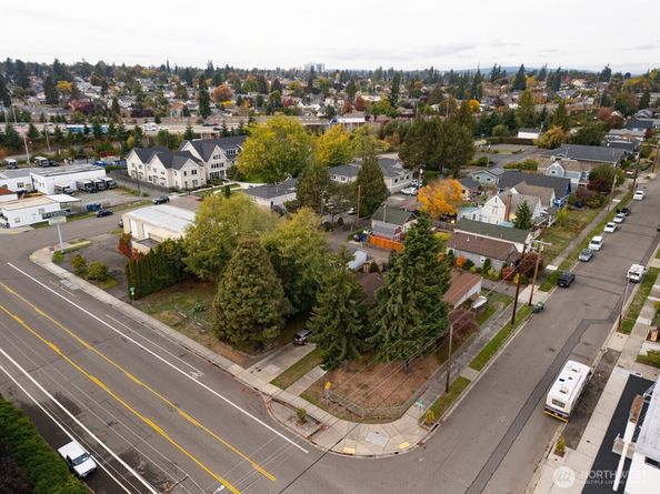 3515 Everett Avenue, Everett WA 98201