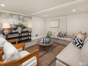 7721 Sunnyside Avenue N, Seattle WA 98103