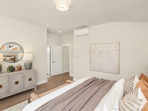 7721 Sunnyside Avenue N, Seattle WA 98103