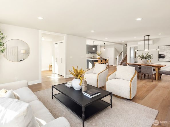 7721 Sunnyside Avenue N, Seattle WA 98103