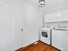 18628 10th Avenue SE, Bothell WA 98012