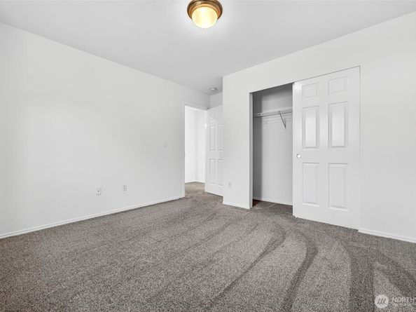 18628 10th Avenue SE, Bothell WA 98012