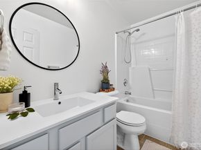 18628 10th Avenue SE, Bothell WA 98012