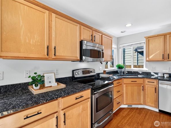 18628 10th Avenue SE, Bothell WA 98012